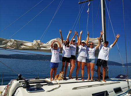 дружная компания.JPG